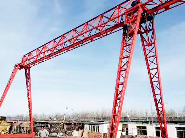 電動(dòng)葫蘆門(mén)式起重機(jī)